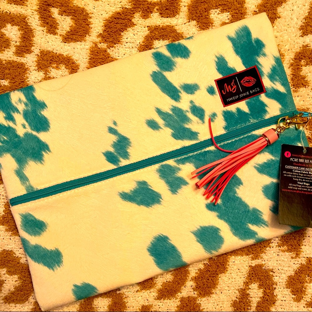 Makeup junkie bag